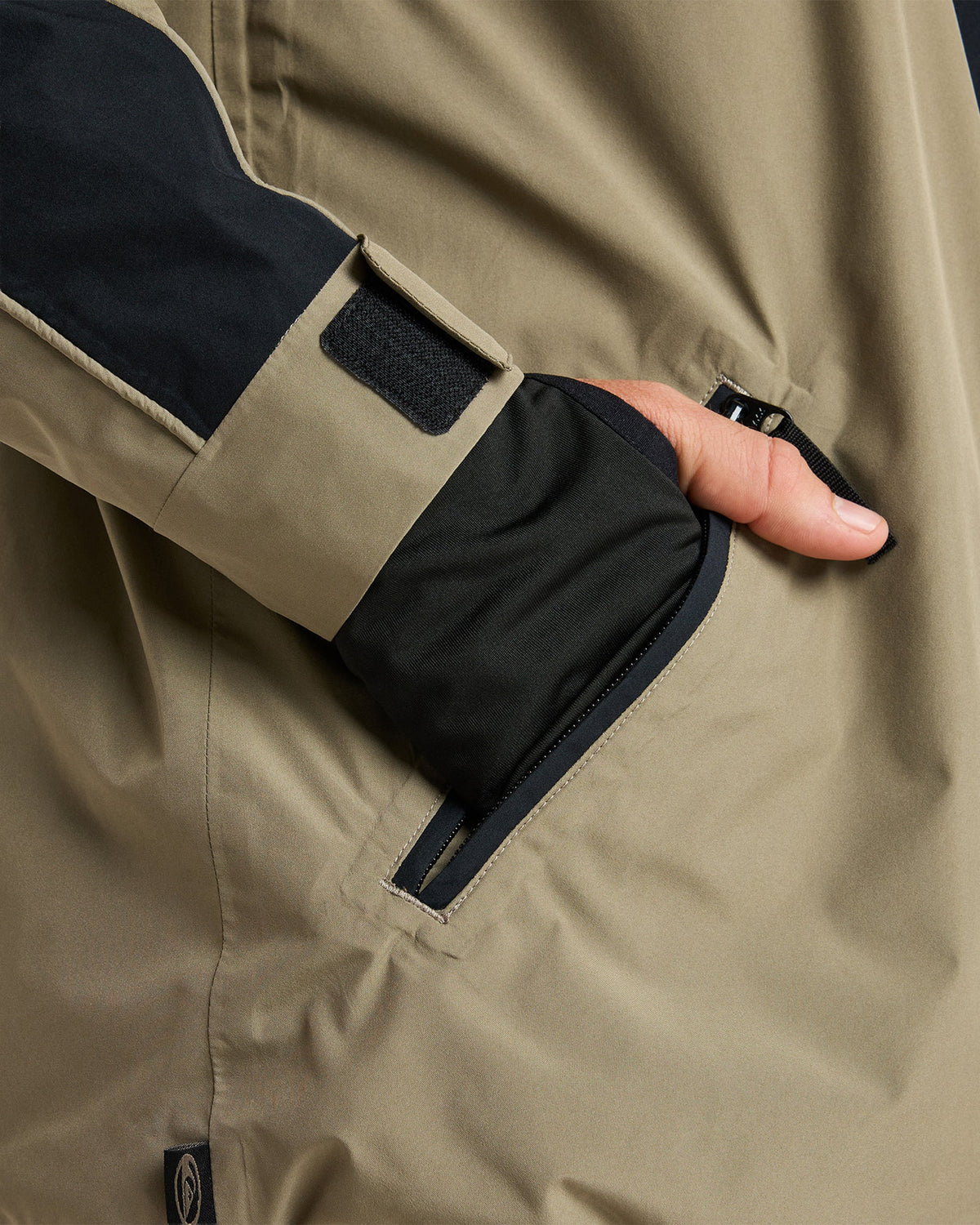 Quick Silver High Altitude GORE-TEX Snow Jacket - Fallen Rock