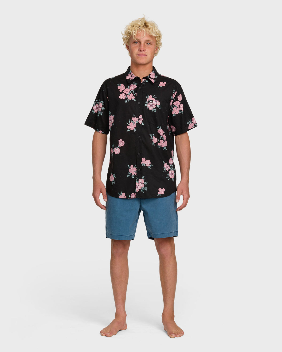 Quick Silver Habitats Classic Short Sleeve Shirt - Black