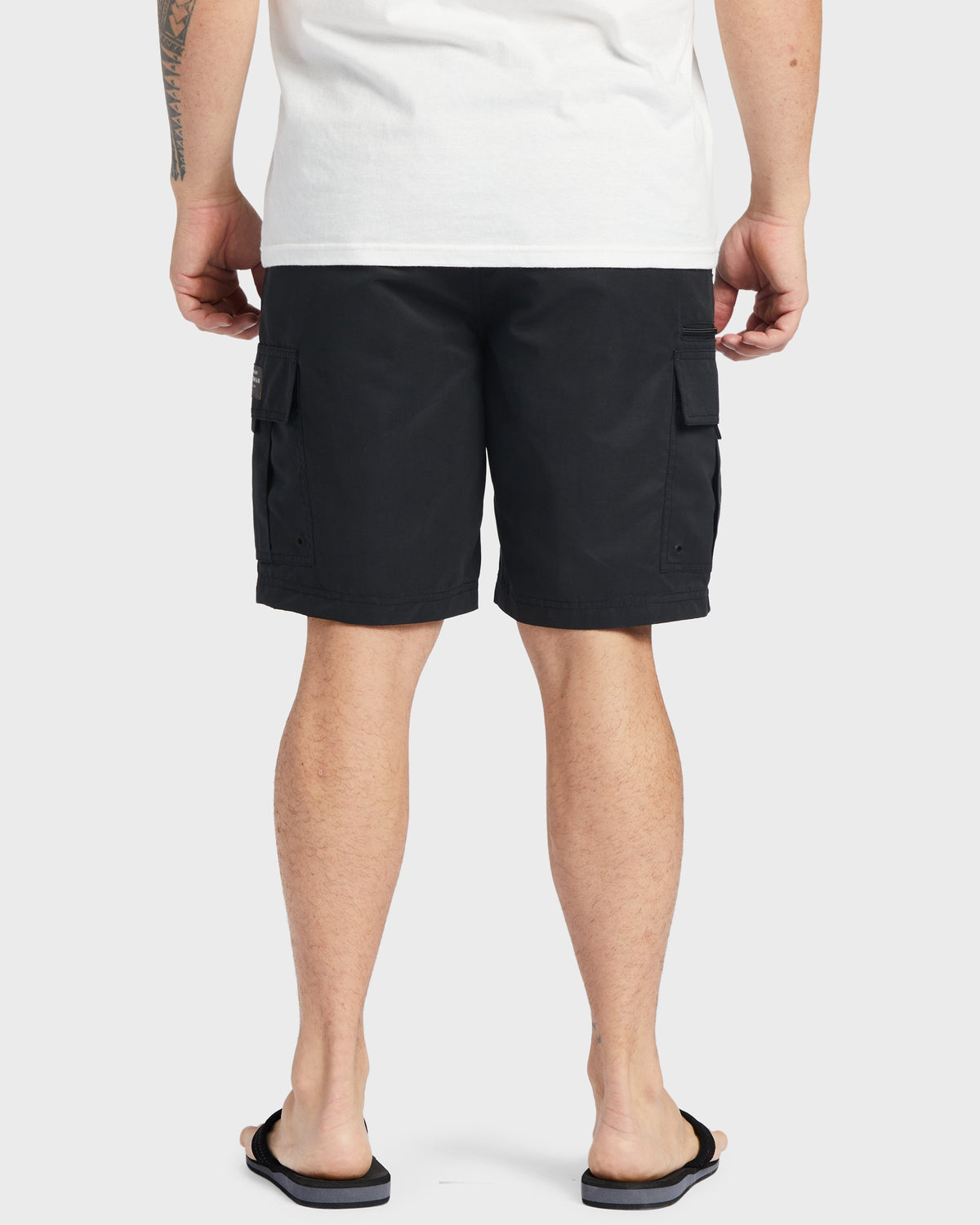 Quick Silver Waterman Maldive Atoll 20" Cargo Shorts - Black