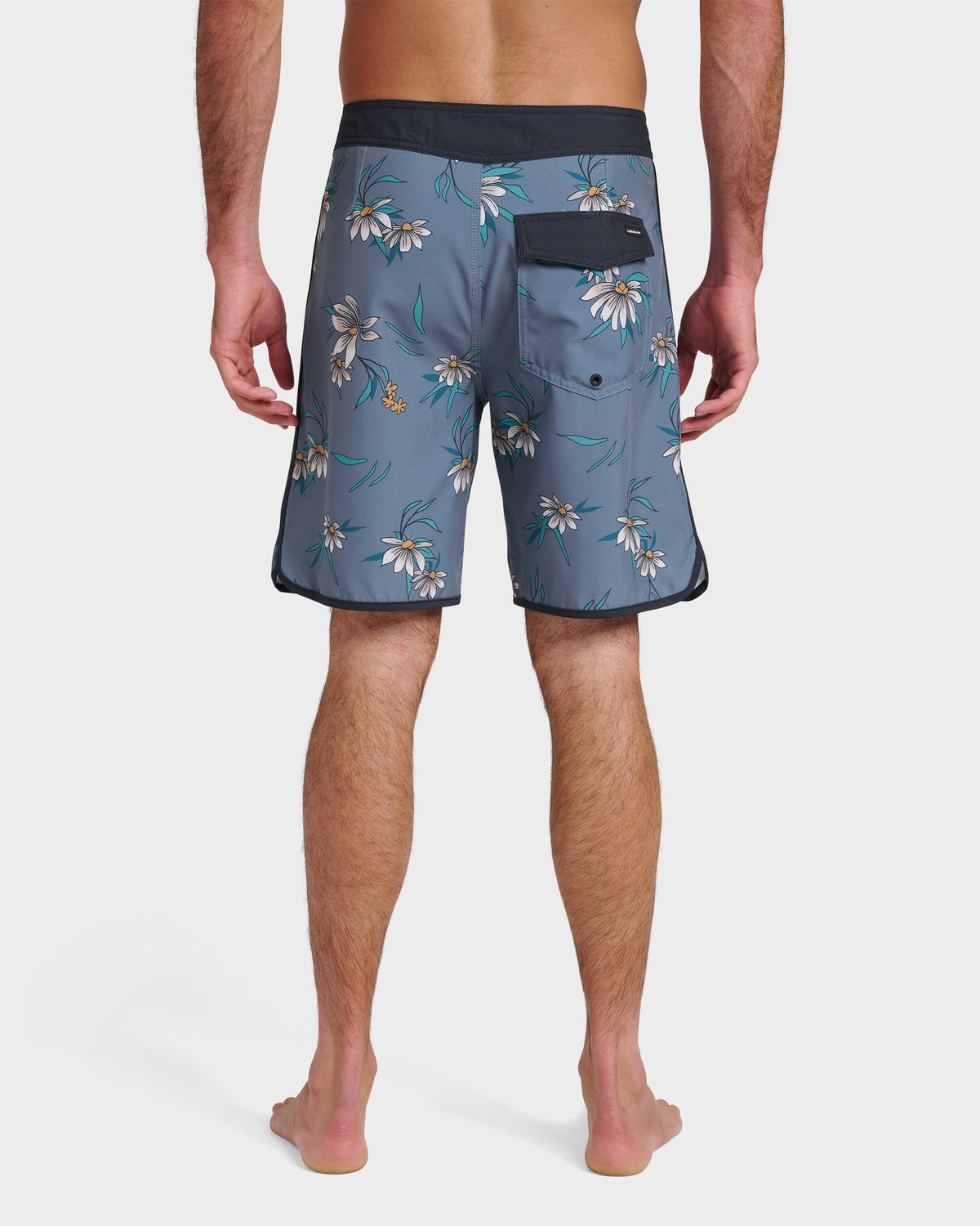 Quick Silver Surfsilk Costal Flora 19" Boardshorts - China Blue